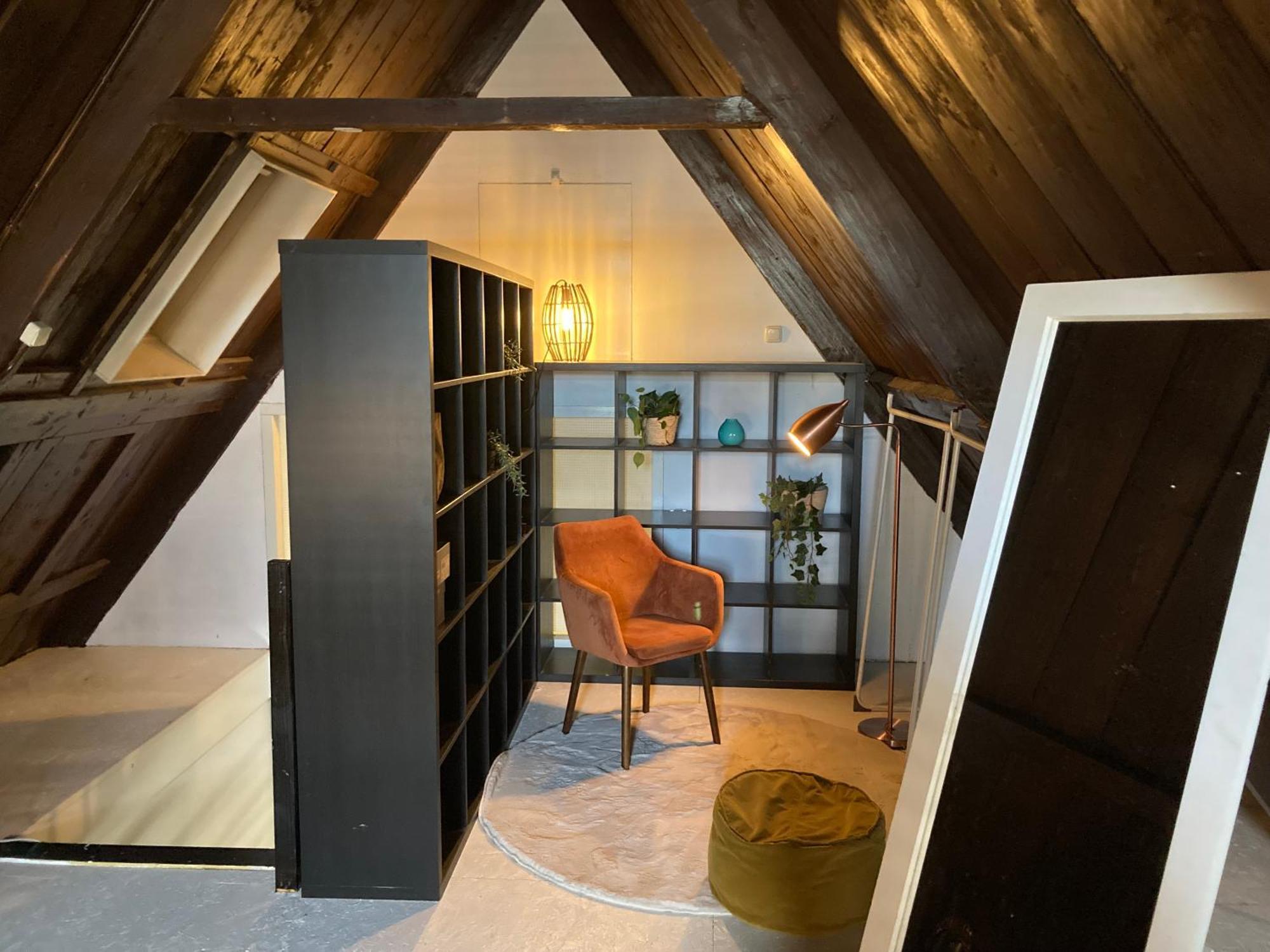 Elegant Appartement In Pakhuis Friesland Centrum Леэварден Номер фото