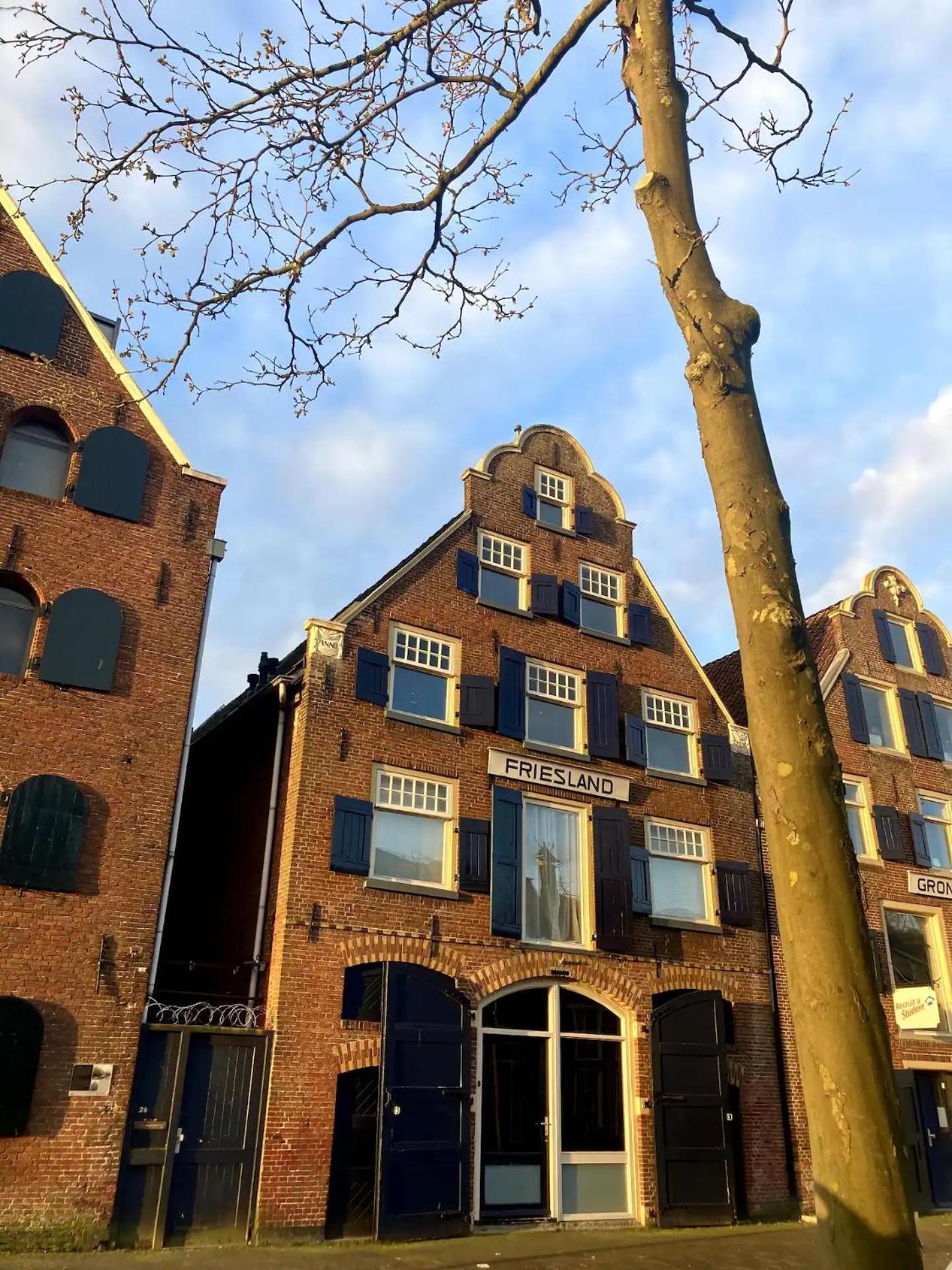 Elegant Appartement In Pakhuis Friesland Centrum Леэварден Экстерьер фото